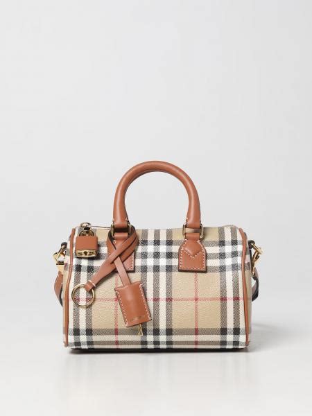 prezzo di borsa bauletto di burberry london|Borsa bowling mini Check (Marrone betulla scuro) .